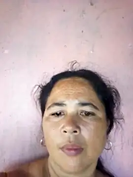 pretty hotmom07 online show from November 28, 6:02 am