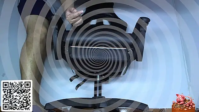 Alphacashmaster777 online show from April 17, 2:20 pm