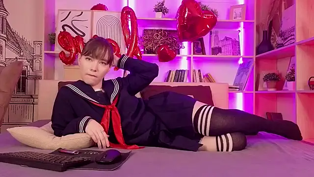 Snapshot of YukiNort chatting on February 17, 5:32 pm YukiNort online show from February 17, 5:32 pm