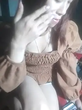 tieutam122 online show from February 2, 11:59 pm