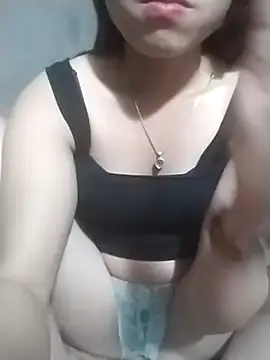 tieutam122 online show from November 27, 2:50 pm