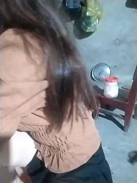 tieutam122 online show from January 8, 11:11 pm