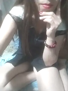 tieutam122 online show from December 5, 12:48 pm