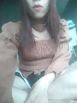 tieutam122 online show from February 3, 7:57 am