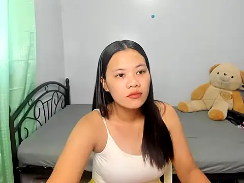 Snapshot of urasian_cha chatting on November 27, 2:45 am urasian cha online show from November 27, 2:45 am