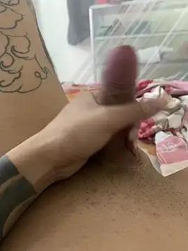 Snapshot of Lam-Phonix chatting on March 22, 2:59 am Lam-Phonix online show from March 22, 2:59 am