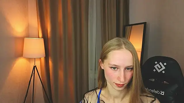 Le0nSky online show from November 30, 9:48 pm