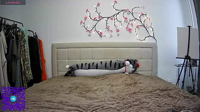 ArianeRandy online show from March 22, 3:02 pm