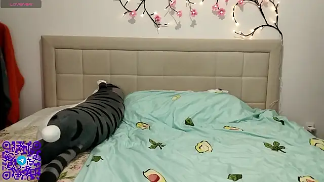 ArianeRandy online show from March 18, 3:03 pm