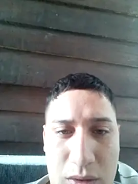 Alvarezz0202 online show from June 26, 3:07 pm