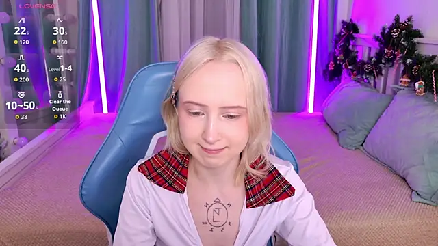 Snapshot of _Babyface_ chatting on December 16, 1:26 pm Babyface online show from December 16, 1:26 pm