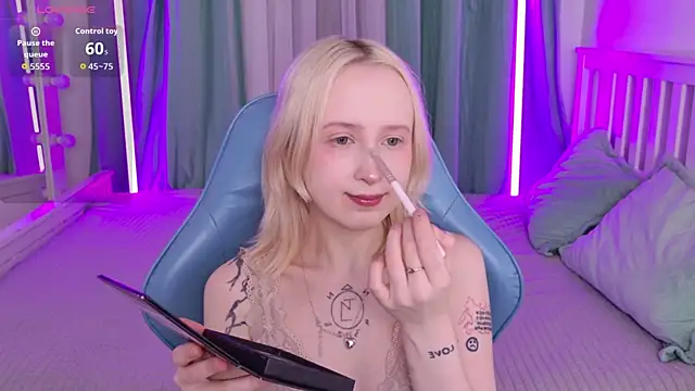 Snapshot of _Babyface_ chatting on January 14, 1:26 pm Babyface online show from January 14, 1:26 pm