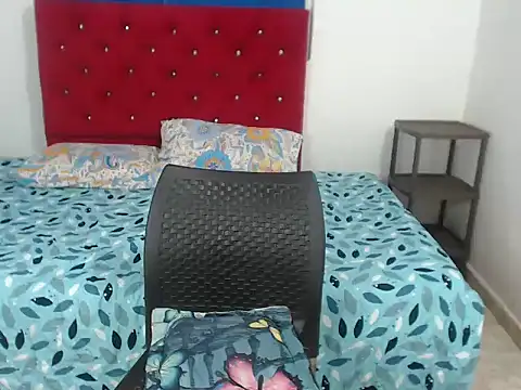 libby blonde online show from November 28, 2:06 pm