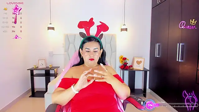 elenamilf online show from December 19, 2:08 pm