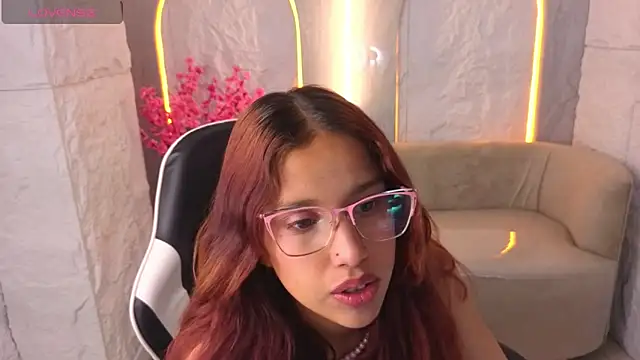 Saphire Tx online show from November 27, 1:11 pm