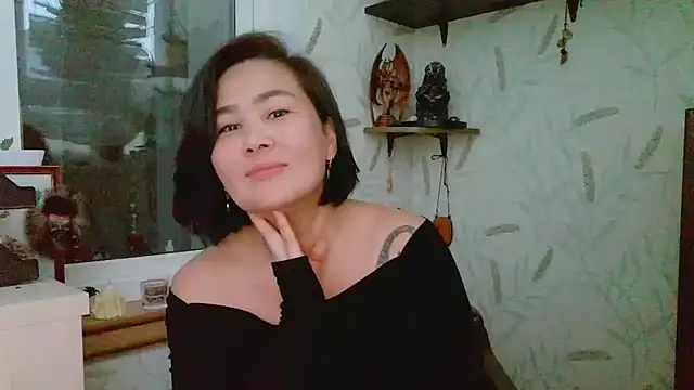 Nettie Allie online show from November 29, 1:00 pm