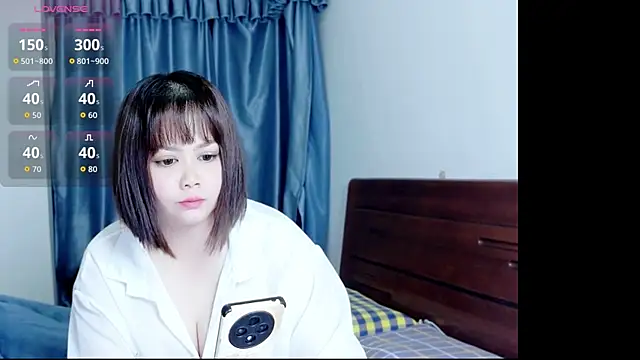 weipang1125 online show from December 1, 3:35 pm