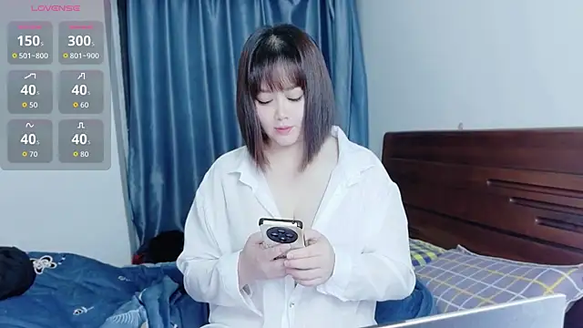 weipang1125 online show from December 4, 12:48 pm