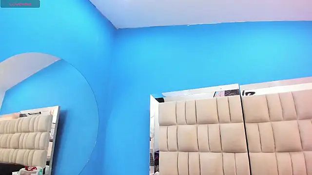 melany love0 online show from March 26, 12:20 am