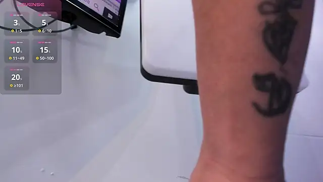 melany love0 online show from December 20, 7:17 pm