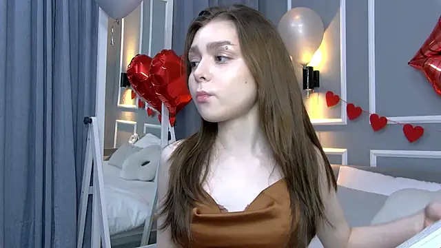 NatalieCroft online show from February 16, 7:18 am