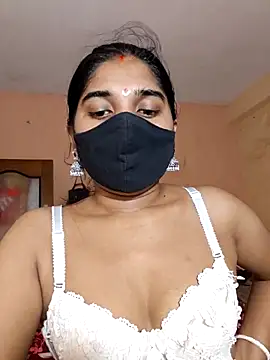 Snapshot of adite20 chatting on June 9, 6:20 pm adite20 online show from June 9, 6:20 pm