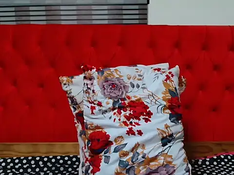 DesiredQueen26 online show from November 29, 11:16 pm