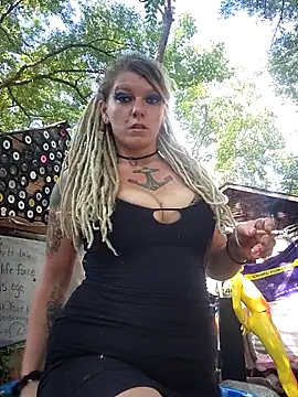 Horny hippie online show from June 23, 9:46 pm