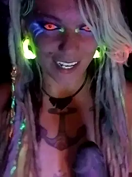 Snapshot of Horny_hippie chatting on September 21, 2:55 pm Horny hippie online show from September 21, 2:55 pm