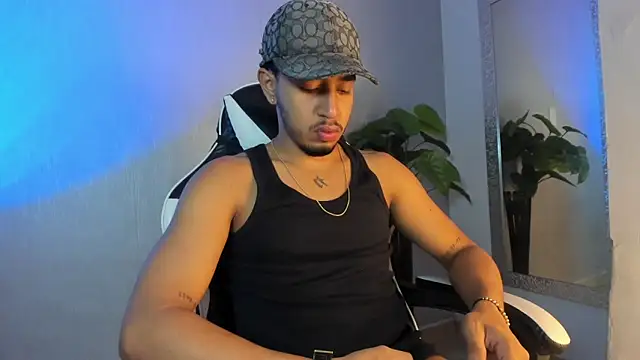 Snapshot of Brand_Collins chatting on February 11, 11:43 am Brand Collins online show from February 11, 11:43 am