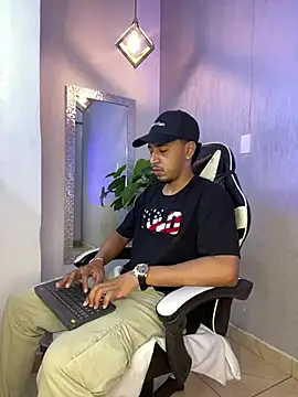 Snapshot of Brand_Collins chatting on February 22, 1:02 pm Brand Collins online show from February 22, 1:02 pm