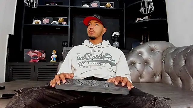 Brand Collins online show from January 10, 8:15 pm