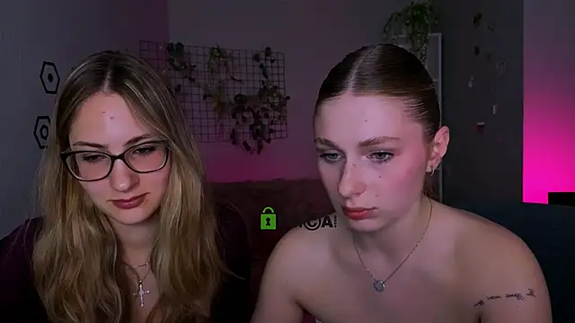 mary meow hot online show from April 21, 7:31 pm