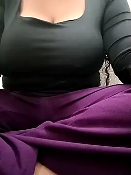 KomalRanii1 online show from December 1, 7:59 pm