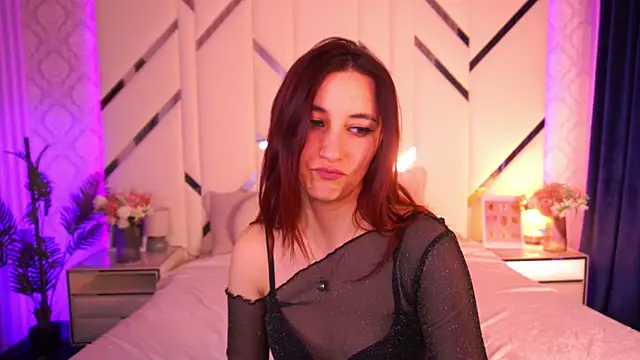 RoxieRay online show from May 15, 1:42 pm