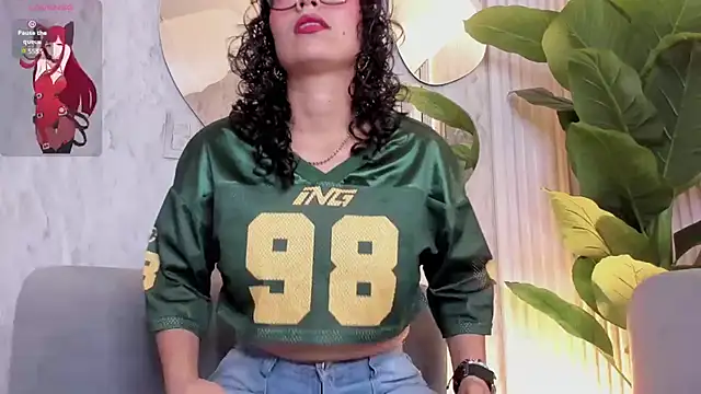 sarah sluty online show from May 9, 2:15 am