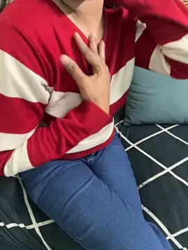 Juliekhan 98 online show from November 30, 5:08 am