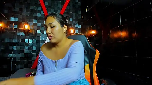 AzumiWalker online show from February 26, 2:11 am