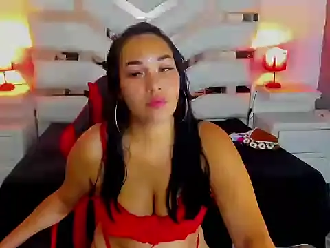 AzumiWalker online show from December 3, 1:10 pm