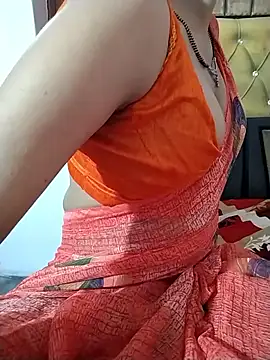 RASHMI SHARMA9 online show from April 30, 4:03 pm