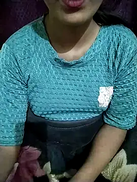 Snapshot of RASHMI_SHARMA9 chatting on December 18, 10:30 am RASHMI SHARMA9 online show from December 18, 10:30 am