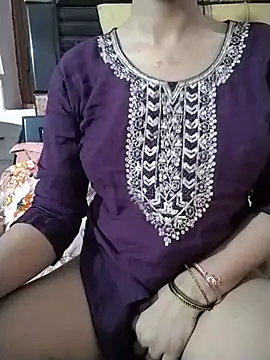 Snapshot of RASHMI_SHARMA9 chatting on July 14, 5:52 pm RASHMI SHARMA9 online show from July 14, 5:52 pm