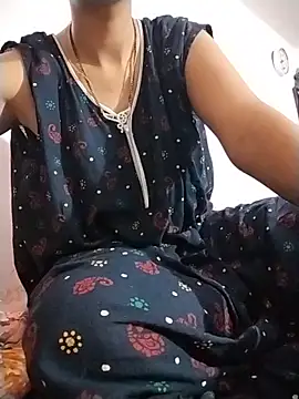RASHMI SHARMA9 online show from May 17, 3:01 pm