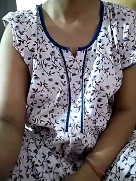 RASHMI SHARMA9 online show from May 14, 5:54 pm