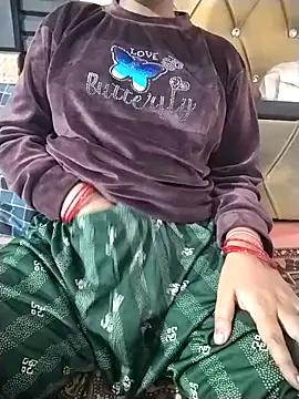 RASHMI SHARMA9 online show from March 5, 2:35 pm