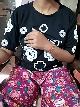 RASHMI SHARMA9 online show from March 25, 6:13 am