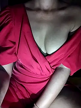 RASHMI SHARMA9 online show from April 19, 5:41 am