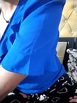 RASHMI SHARMA9 online show from February 10, 6:18 pm