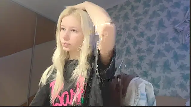 Barbie Blondie online show from December 21, 12:13 am