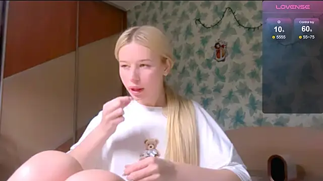Barbie Blondie online show from April 17, 4:43 pm
